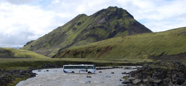 https://commons.wikimedia.org/wiki/File:Bus_crossing_river_(3).jpg